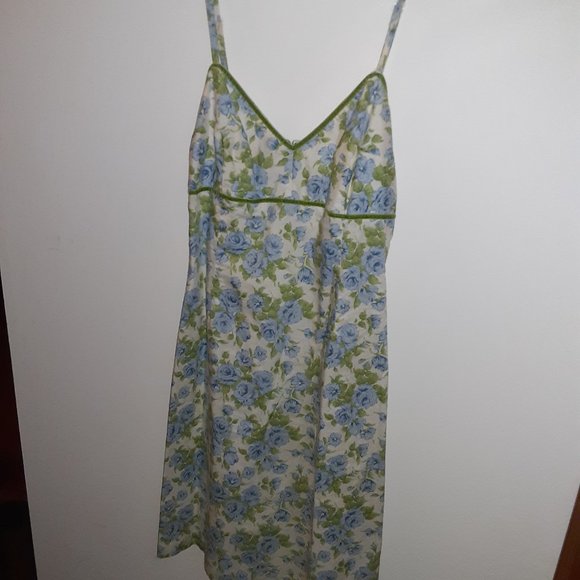 Shoshanna Dresses & Skirts - Shoshanna sz 4 strap dress